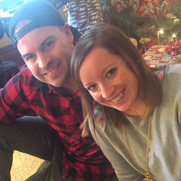 Meet your Posher, Lindsey - Picture 1 of 1
